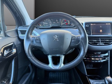 Peugeot 2008 bluehdi 100ch bvm5 signature caméra carplay garantie 12 mois occasion simplicicar marignane  simplicicar...