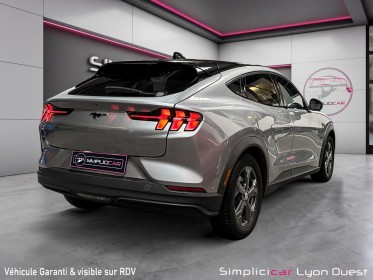 Ford mustang mach-e extended range 99 kwh 294 ch - garantie 12 mois - premium occasion simplicicar lyon ouest simplicicar...