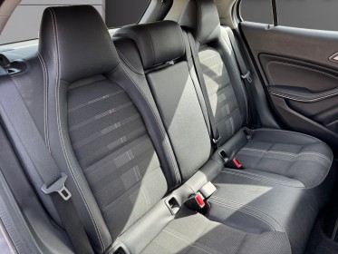 Mercedes gla 200 d 7-g dct 4-matic sensation  attelage  coffre electrique  garantie 12 mois occasion simplicicar vernon...