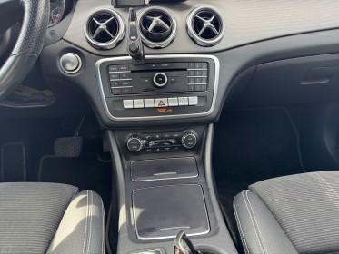 Mercedes gla 200 d 7-g dct 4-matic sensation  attelage  coffre electrique  garantie 12 mois occasion simplicicar vernon...