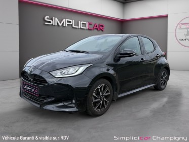 Toyota yaris hybride my22 116h design / carplay / camera / led / jantes occasion champigny-sur-marne (94) simplicicar...