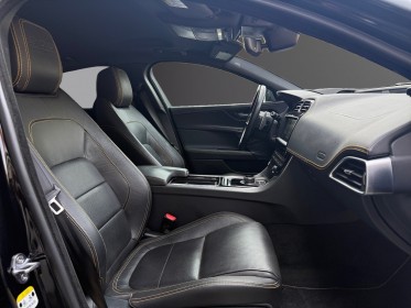 Jaguar xe xe 2.0 - 300 ch bva awd 300 sport // reprog ethanol / sieges chauffants / gps / garantie 12 mois occasion...