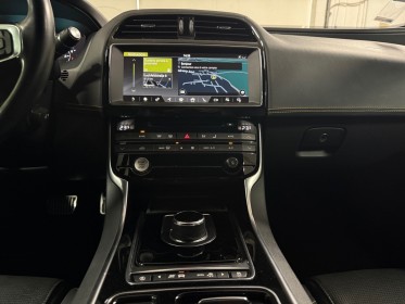 Jaguar xe xe 2.0 - 300 ch bva awd 300 sport // reprog ethanol / sieges chauffants / gps / garantie 12 mois occasion...