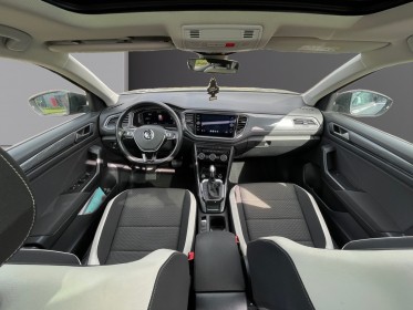 Volkswagen t-roc 1.5 tsi 150 start/stop dsg7 carat - toit ouvrant - garantie 12 mois occasion simplicicar coeur d'yvelines -...