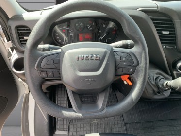 Iveco daily 3.0 d 16v 160 ch tva recuperable prix ht caisse hayon ccb 35c16h3.0 empattement 4100 garantie 12 mois occasion...