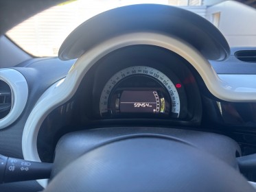 Renault twingo iii 0.9 tce 90 energy intens régulateur caméra de recul faible consommation garantie 12 mois occasion...