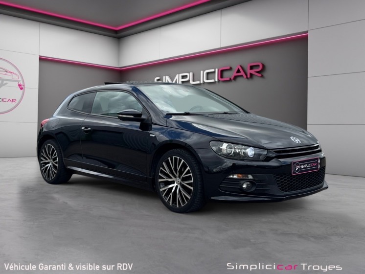 Volkswagen scirocco 2.0 tsi 210 life suspensions pilotées sièges chauffants régulateur de vitesse garantie 12 mois...