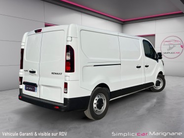 Renault trafic fourgon gn l2h1 3000 kg blue dci 150 confort caméra de recul apple carplay démarrage sans clé garantie......