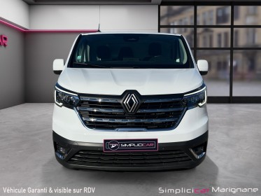 Renault trafic fourgon gn l2h1 3000 kg blue dci 150 confort caméra de recul apple carplay démarrage sans clé garantie......
