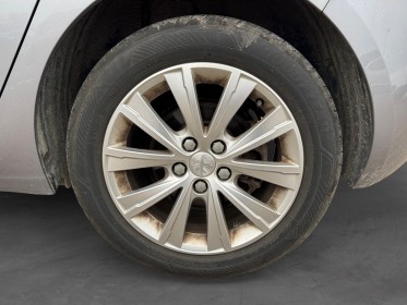 Peugeot 308 130ch ss eat8 style attelage régulateur de vitesse gps clim auto garantie 12 mois occasion barberey simplicicar...