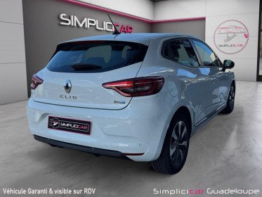 Renault clio v e-tech 140 - 21n limited occasion simplicicar guadeloupe  simplicicar simplicibike france