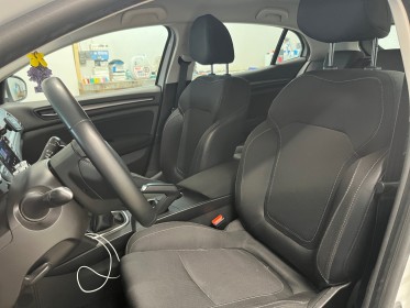 Renault megane iv berline blue dci 115 ch business occasion simplicicar reims simplicicar simplicibike france