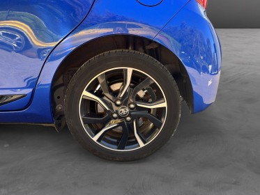 Toyota yaris hybride mc2 100h collection - garantie 12 mois occasion simplicicar vienne simplicicar simplicibike france