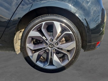 Renault megane iv berline blue dci 150 edc gt-line occasion parc voitures beauvais simplicicar simplicibike france