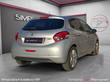 Peugeot 208 82ch bvm5 style / courroie changée occasion simplicicar pontarlier simplicicar simplicibike france