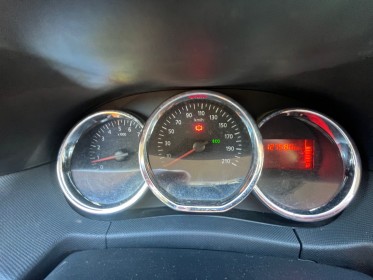 Dacia duster 1.5 dci 110 4x4 lauréate occasion avignon (84) simplicicar simplicibike france