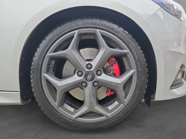 Ford focus st 2.0 tdci 185 ss powershift / siège recaro / système audio sony occasion simplicicar pontarlier simplicicar...