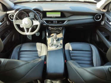 Alfa romeo stelvio my19 2.0t 280 ch q4 at8 lusso - régulateur acc - toit ouvrant panoramique - attelage - ligne rémus -......