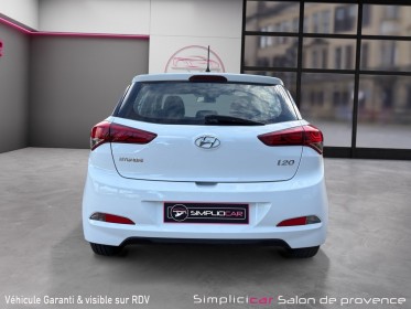 Hyundai i20 1.2 75 initia/premiÈre main/carnet d'entretien/carrosserie parfaite/entretien ok/garantie 12 mois occasion...