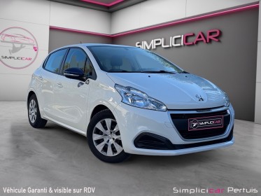 Peugeot 208 68ch bvm5 like climatisation régulateur limiteur de vitesse occasion simplicicar pertuis  simplicicar...