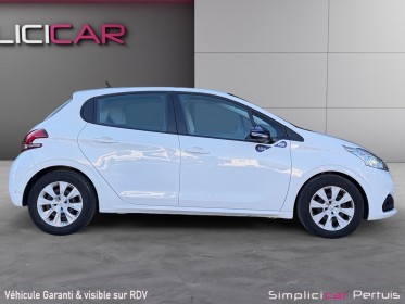 Peugeot 208 68ch bvm5 like climatisation régulateur limiteur de vitesse occasion simplicicar pertuis  simplicicar...