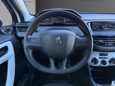 Peugeot 208 68ch bvm5 like climatisation régulateur limiteur de vitesse occasion simplicicar pertuis  simplicicar...