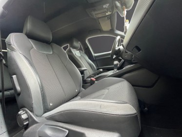 Audi a1 sportback 30 tfsi 116 ch s tronic 7 s line/ entretien audi /carplay / gris daytona / camera de recul occasion...