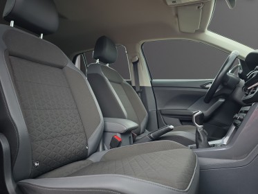 Volkswagen t-cross 1.0 tsi 115 ch start/stop bvm6 carat sièges avants chauffants attelage amovible garantie 12 mois occasion...