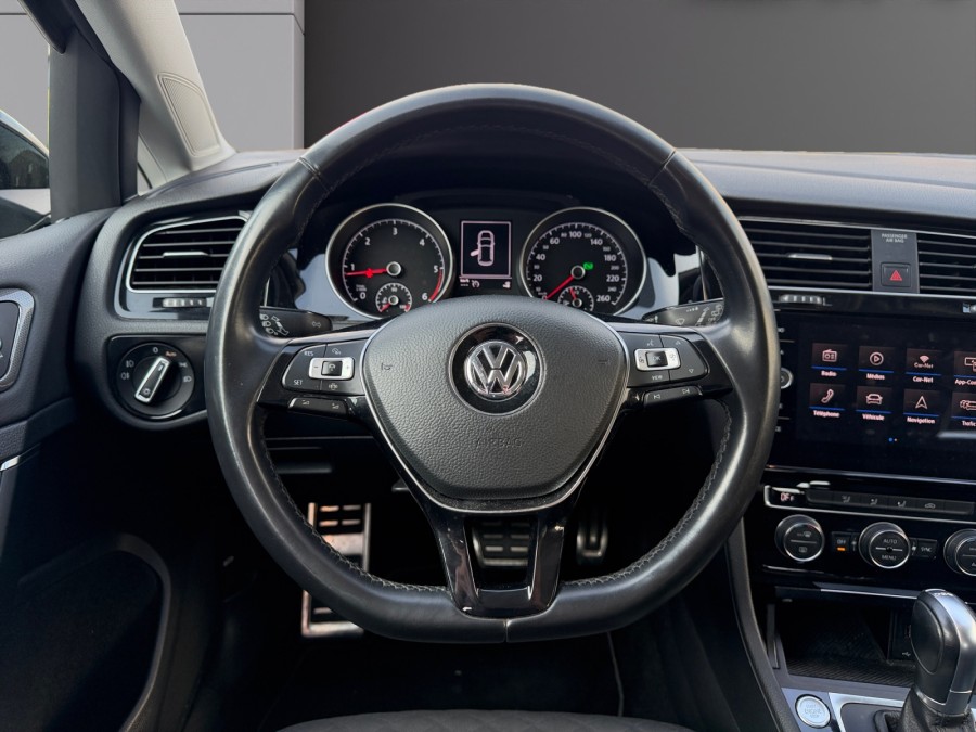 VOLKSWAGEN d'occasion GOLF 1.6 TDI 115 IQ.DRIVE DSG de 2019 Lyon Nord