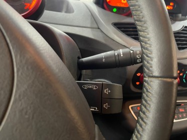 Renault twingo ii 1.2 16v 75 eco2 rip curl  bvr5 occasion simplicicar meaux simplicicar simplicibike france