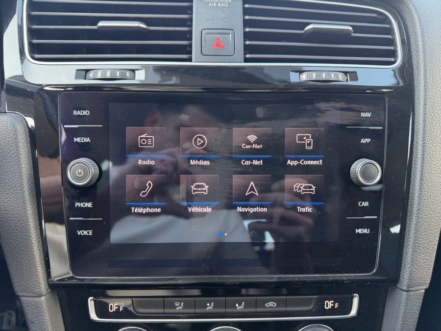 VOLKSWAGEN d'occasion GOLF 1.6 TDI 115 IQ.DRIVE DSG de 2019 Lyon Nord