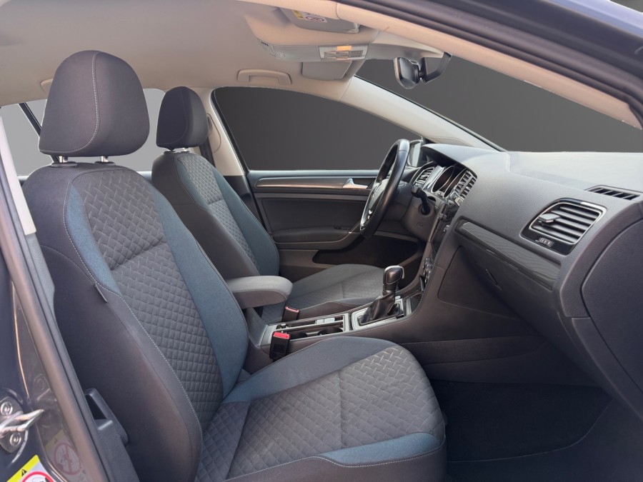 VOLKSWAGEN d'occasion GOLF 1.6 TDI 115 IQ.DRIVE DSG de 2019 Lyon Nord