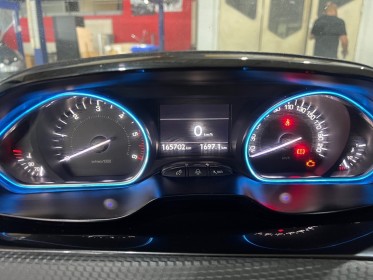 Peugeot 2008 1.6 bluehdi 100ch bvm5 allure occasion avignon (84) simplicicar simplicibike france