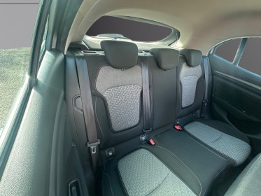 Renault megane iv berline blue dci 115 edc limited occasion avignon (84) simplicicar simplicibike france