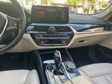 Bmw serie 5 g30 lci 520d twinpower turbo 190 ch bva8 toit ouvrant-parc assist-camera 360°-garantie 12 mois occasion paris...
