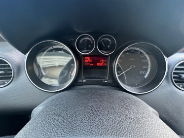 Peugeot 308 1.4 vti 95ch confort/régulateur/attelage/2e main occasion simplicicar salon de provence simplicicar simplicibike...