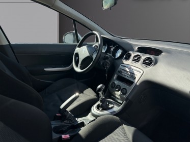 Peugeot 308 1.4 vti 95ch confort/régulateur/attelage/2e main occasion simplicicar salon de provence simplicicar simplicibike...