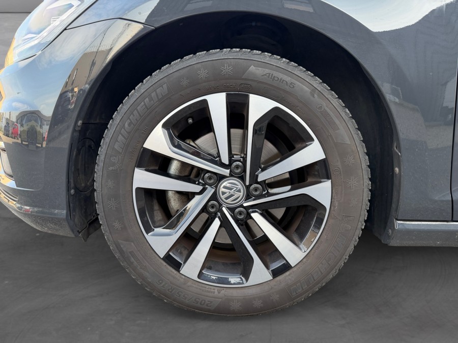 VOLKSWAGEN d'occasion GOLF 1.6 TDI 115 IQ.DRIVE DSG de 2019 Lyon Nord