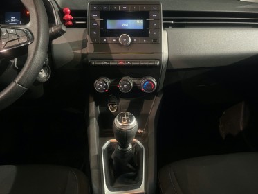 Renault clio v sce 75ch life garantie 12 mois occasion simplicicar saint-jean simplicicar simplicibike france