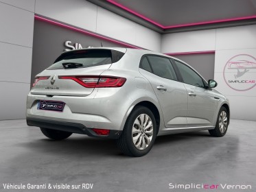 Renault megane iv berline tce 115 fap life  garantie 12 mois occasion simplicicar vernon simplicicar simplicibike france