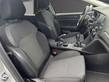 Renault megane iv berline tce 115 fap life  garantie 12 mois occasion simplicicar vernon simplicicar simplicibike france