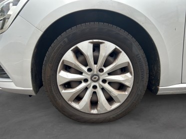Renault megane iv berline tce 115 fap life  garantie 12 mois occasion simplicicar vernon simplicicar simplicibike france