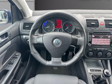 Volkswagen golf r32 3.2 v6 250 4motion occasion simplicicar pontarlier simplicicar simplicibike france