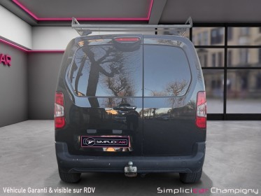 Citroen berlingo taille xl bluehdi 130 eat8 shine / camera / jantes / carplay / prix ht occasion champigny-sur-marne (94)...