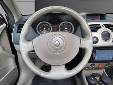 Renault megane ii cc cc 1.6 16v confort authentique cabriolet occasion montreuil (porte de vincennes)(75) simplicicar...