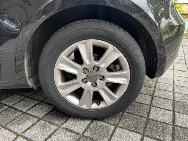 Audi a1 a1 1.2 tfsi 86 ambition, sièges chauffant occasion montreuil (porte de vincennes)(75) simplicicar simplicibike france