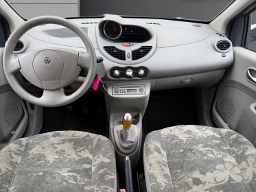 Renault twingo ii 1.5 dci 65 helios clim / distri neuf. occasion simplicicar veauche simplicicar simplicibike france