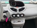 Renault twingo ii 1.5 dci 65 helios clim / distri neuf. occasion simplicicar veauche simplicicar simplicibike france