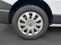Renault trafic fourgon l2h1 1200 kg dci 120 grand confort attelage kit bois clim régulateur garantie 12 mois occasion...