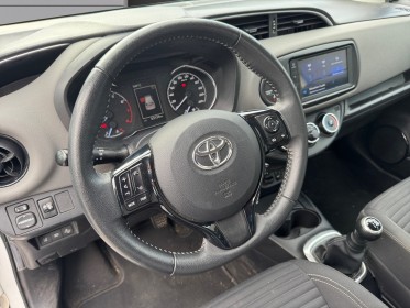 Toyota yaris rc19 70 vvt-i france connect apple carplay et camera de recule occasion simplicicar lille  simplicicar...